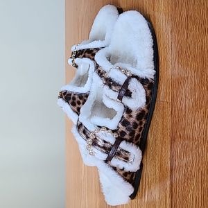 BRAND NEW Stuart Weitzman Piper Chill Halfcalf Sandal in Cheetah print; Size 8